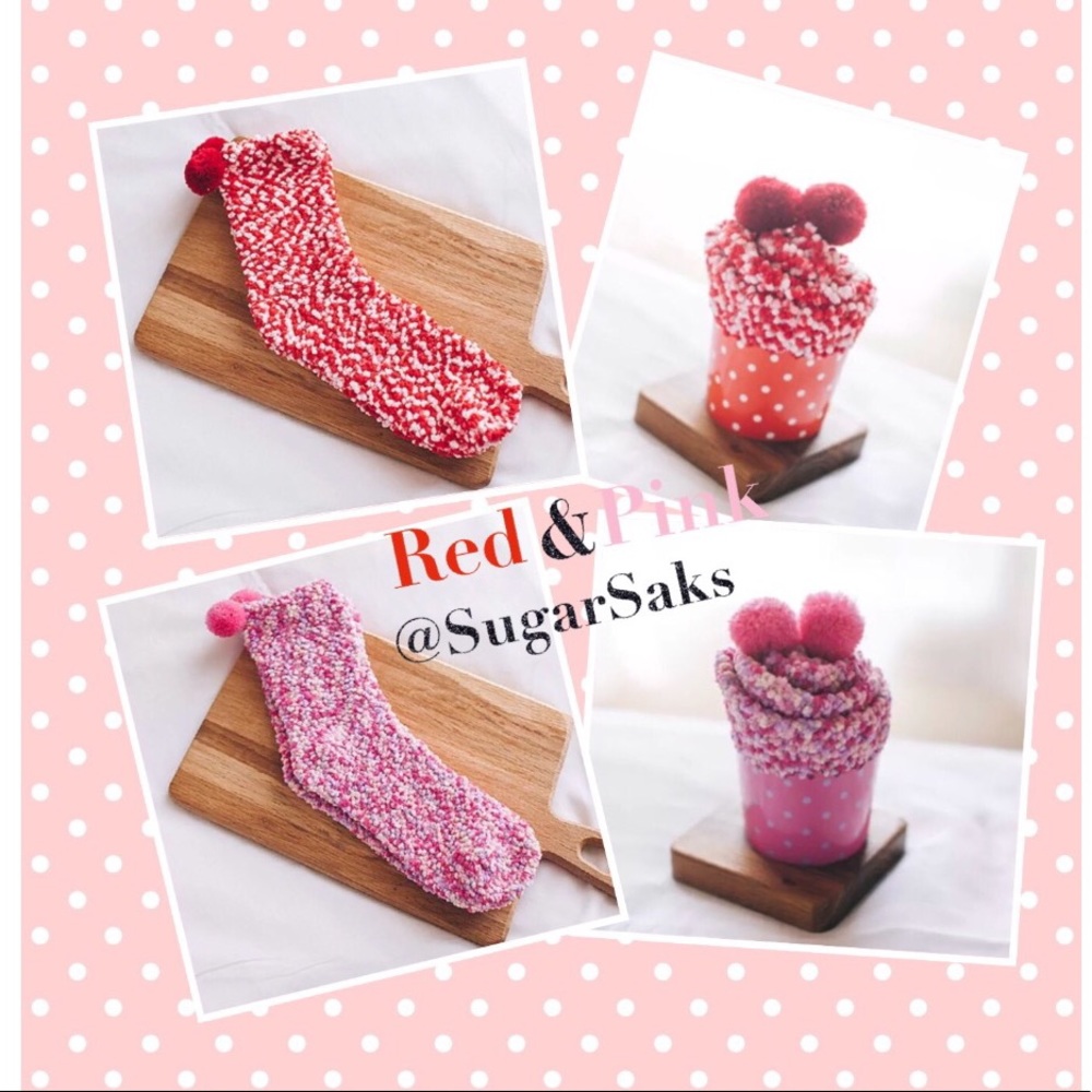 CUPCAKE Pom Pom Fuzzy Socks - Picture 3 of 8